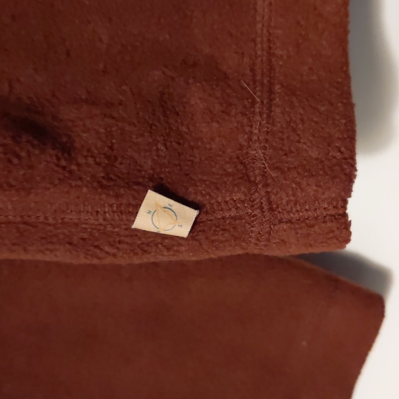 Medium Maroon Fleece Shirt, Long-sleeve - Picture 8 of 13